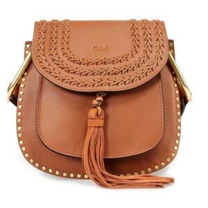 Chloe Hudson Crossbody Bag In Camel